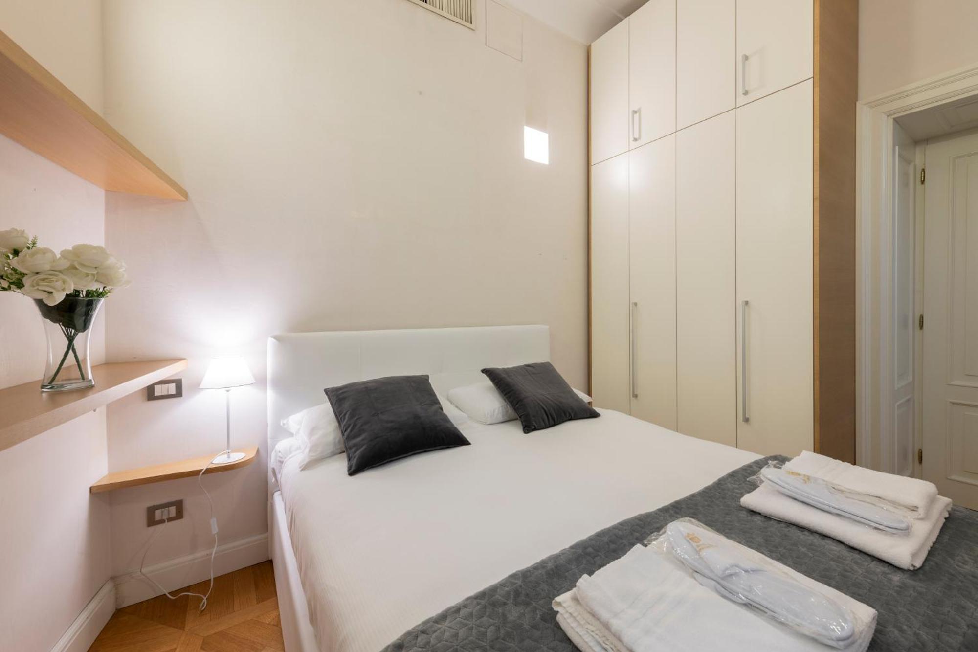 Milan Royal Suites - Centro Brera Exterior photo